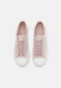 Anna Field Tossud - light pink