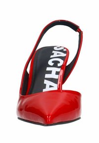 Escarpin rouge en cuir verni avec bout pointu. Caractéristiques d'une semelle intérieure noire imprimée avec "SACHA" et d'un design épuré.