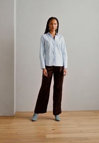 Mos Mosh SYBEL - Gombos blúz - cashmere blue
