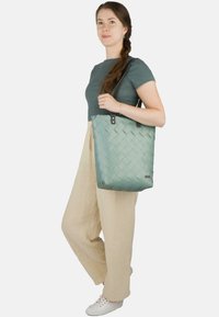 Normani FLECHTKORB 12 LITER - Handtasche - minze