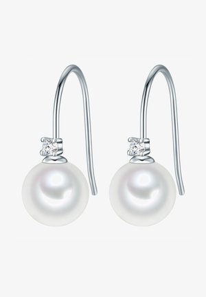 Pendientes de gota de perlas que presentan perlas blancas redondas, ganchos de plata y piedras decorativas sobre las perlas, creando un diseño clásico.
