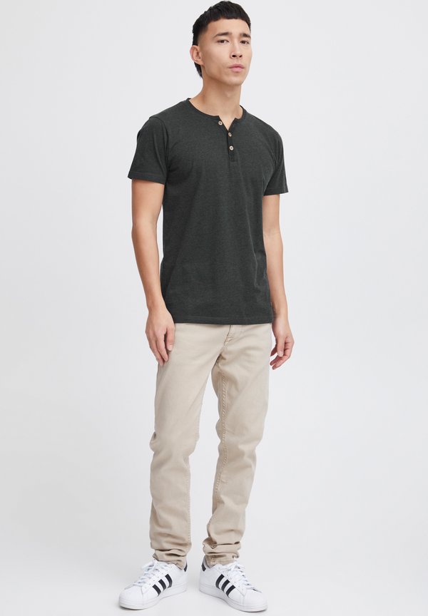 SDVOLKER - Basic T-shirt4