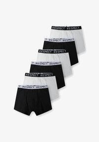 Niewybrane, white black