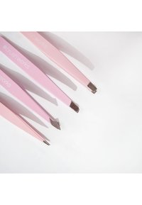 Brushworks 4 PIECE COMBINATION TWEEZER SET - Set de maquillage - pink