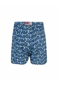 Costumi da bagno blu con motivo, caratterizzati da grafiche bianche di bevande e dettagli gialli. Tessuto morbido con vita elastica e chiusura a bottone.