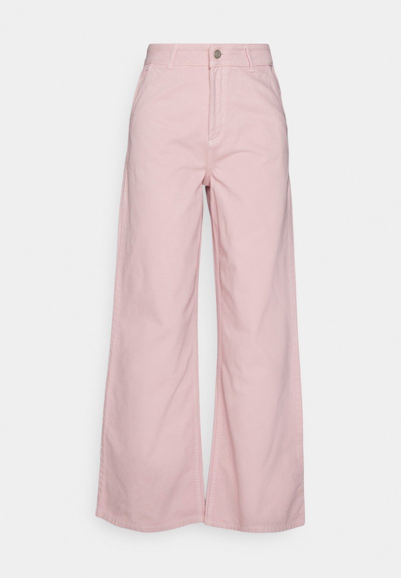 Calças largas rosa feitas de algodão, com fecho frontal por botão, dois bolsos laterais e uma textura suave com costura neat.