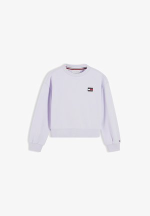 Lyse lilla crewneck sweatshirt med lange ærmer, ribbekanter ved manchetter og kant, samt et lille rektangulært mærkelogo på bryst og ærme.