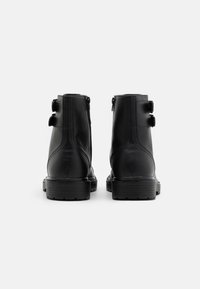Zign Stivaletti stringati - black