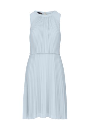 Robe sans manches bleu clair avec des plis verticaux, un col montant et une jupe fluide avec une fermeture éclair dans le dos.