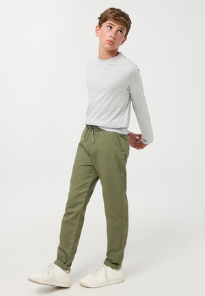 Terranova CON TASCA CARPENTER - Pantaloni - verde militare chiaro