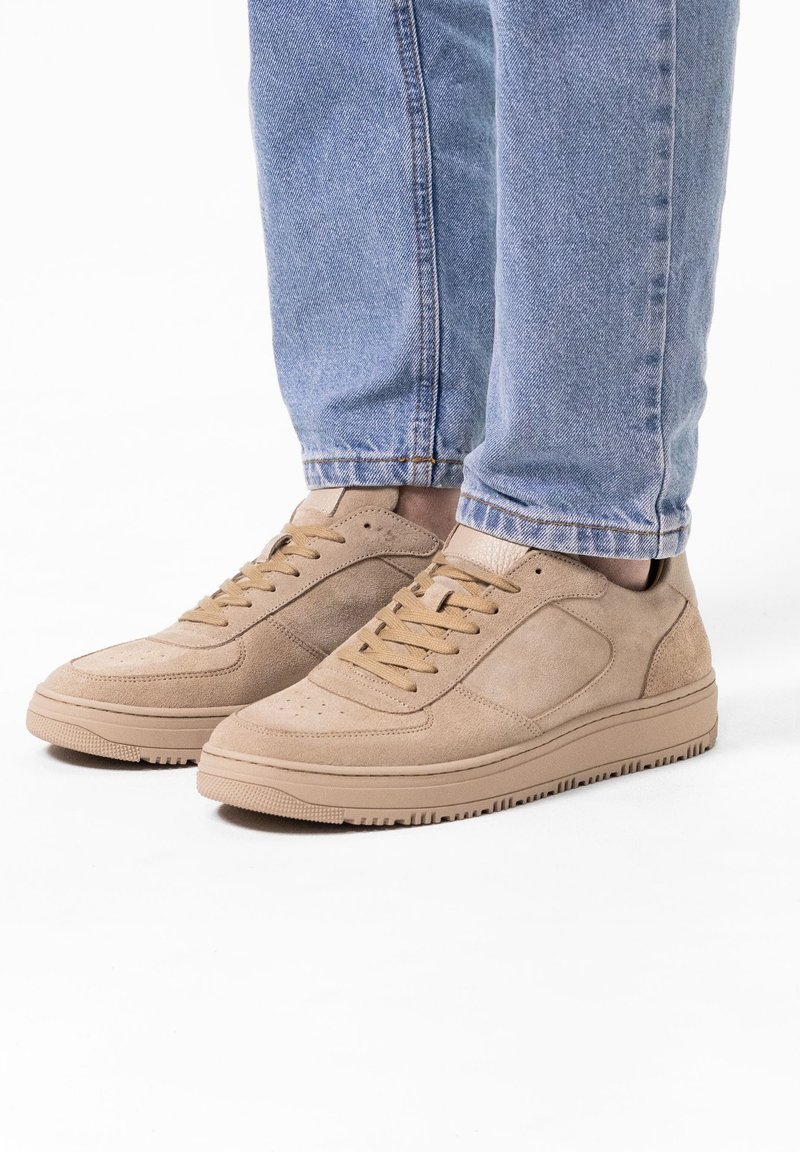 Manfield - Trainers - beige, Enlarge