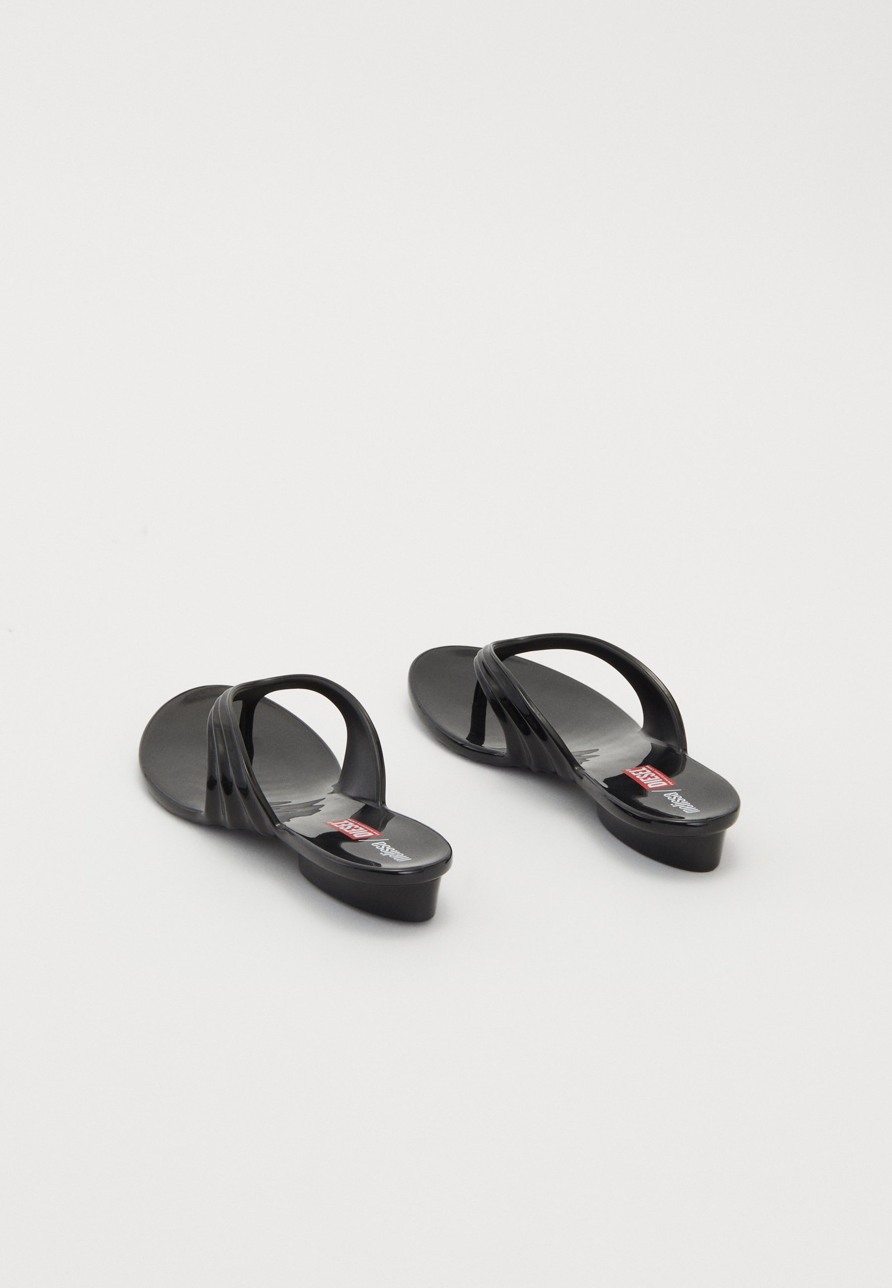 Melissa QUANTUM THONG X DIESEL - T-bar sandals - black - Zalando.co.uk