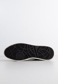 GANT AVONA - Sneaker low - wht/blk/silver