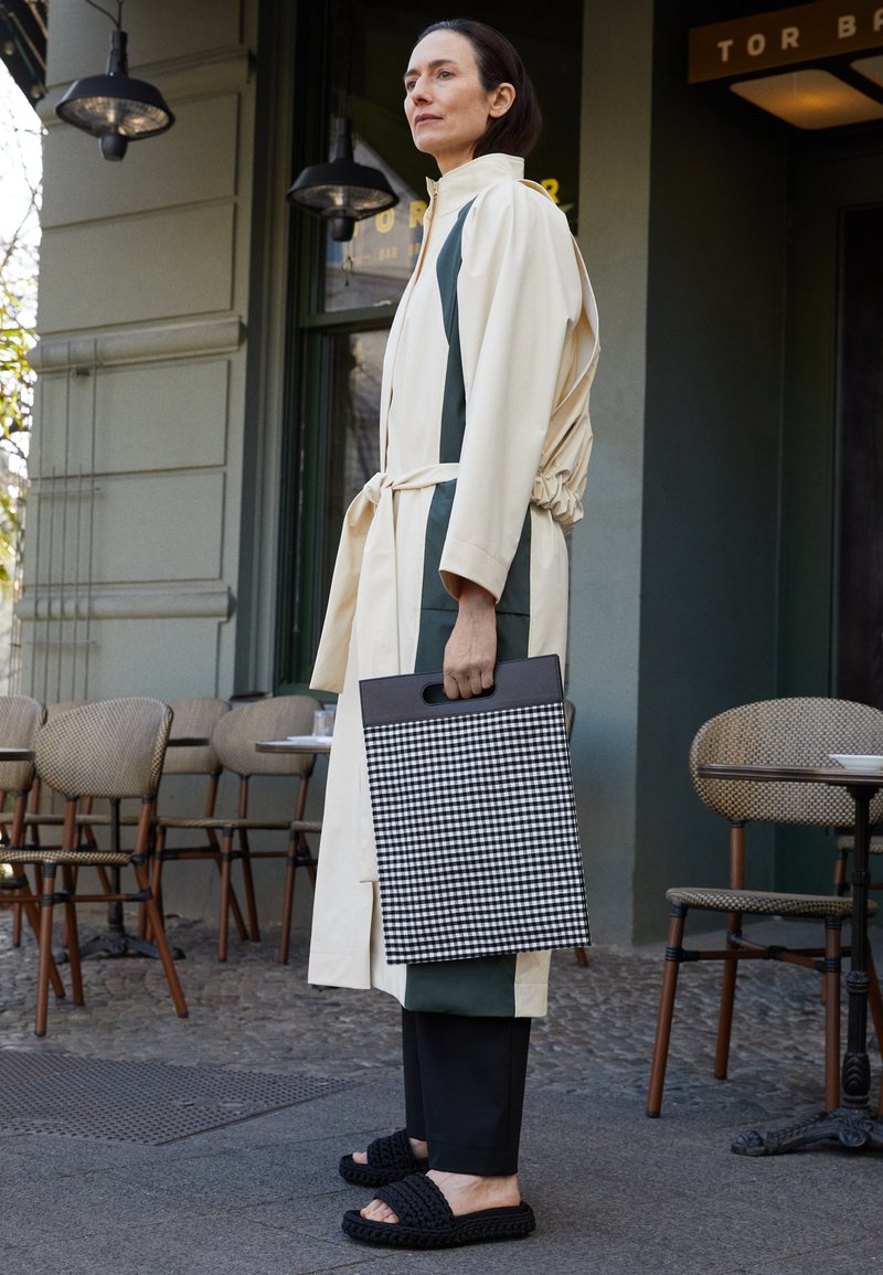 Damen Parkas | MARIJA KULUSIC FALL Klassischer Mantel beige/offwhite - OC40204 Damen Parkas | MARIJA KULUSIC FALL Klassischer Mantel beige/offwhite - OC40204