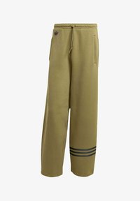 Vybrané, focus olive