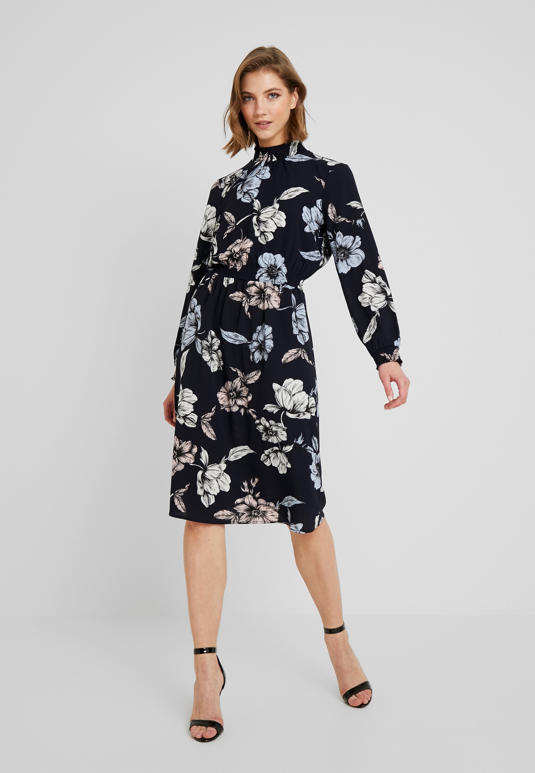 Only onlella dress Clearance