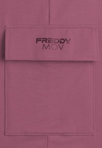 Freddy Pantaloni - hawthorn rose