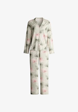 Beige pyjamaset voor dames met lange mouwen en een broek, voorzien van een patroon met roze en grijze palmbladeren en een knoopsluiting aan de voorkant.