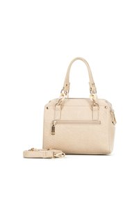 Sac à main en cuir beige avec une finition texturée, deux poignées supérieures, quincaillerie en ton doré, poche frontale zippée et sangle amovible.