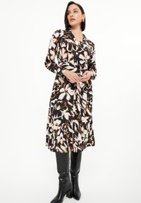 Greenpoint SUKIENKA ciemnobrązowy