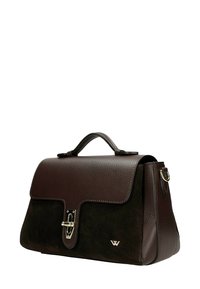 Borsa in pelle e suede marrone con chiusura a patta, manico superiore e accessori in argento. Presenta pelle strutturata e un accento con logo.