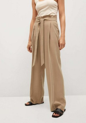 STRAIGHT-FIT - Pantaloni - zand