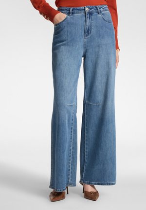 Elena Mirò, JEANS FLARE CON DETTAGLI CUCITI - Flared Jeans - blu