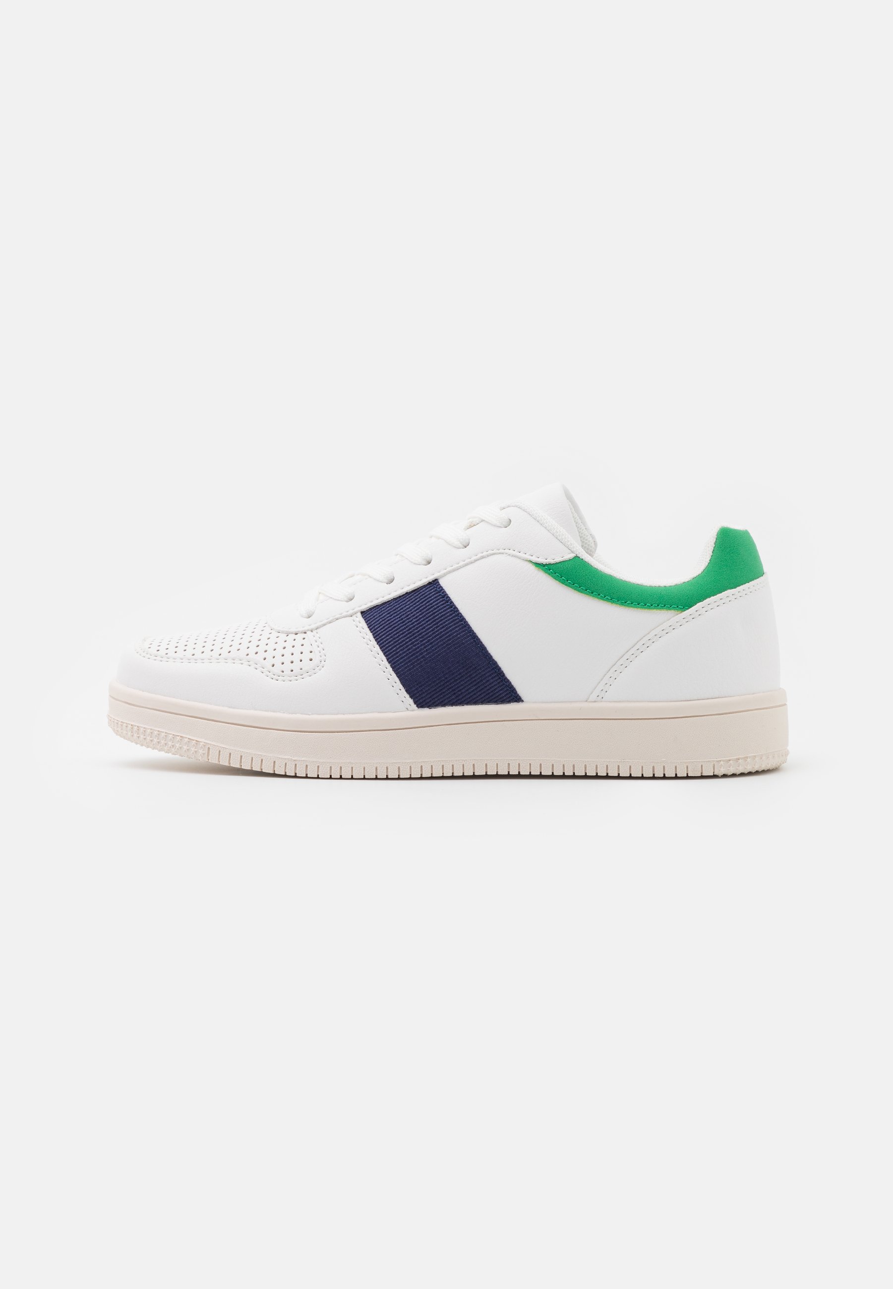 veja wide fit