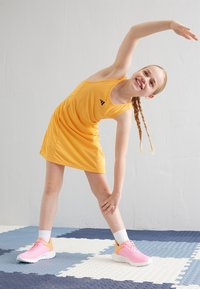 adidas Performance TENSOR - Promenadskor - bliss pink   cloud white   hazy orange