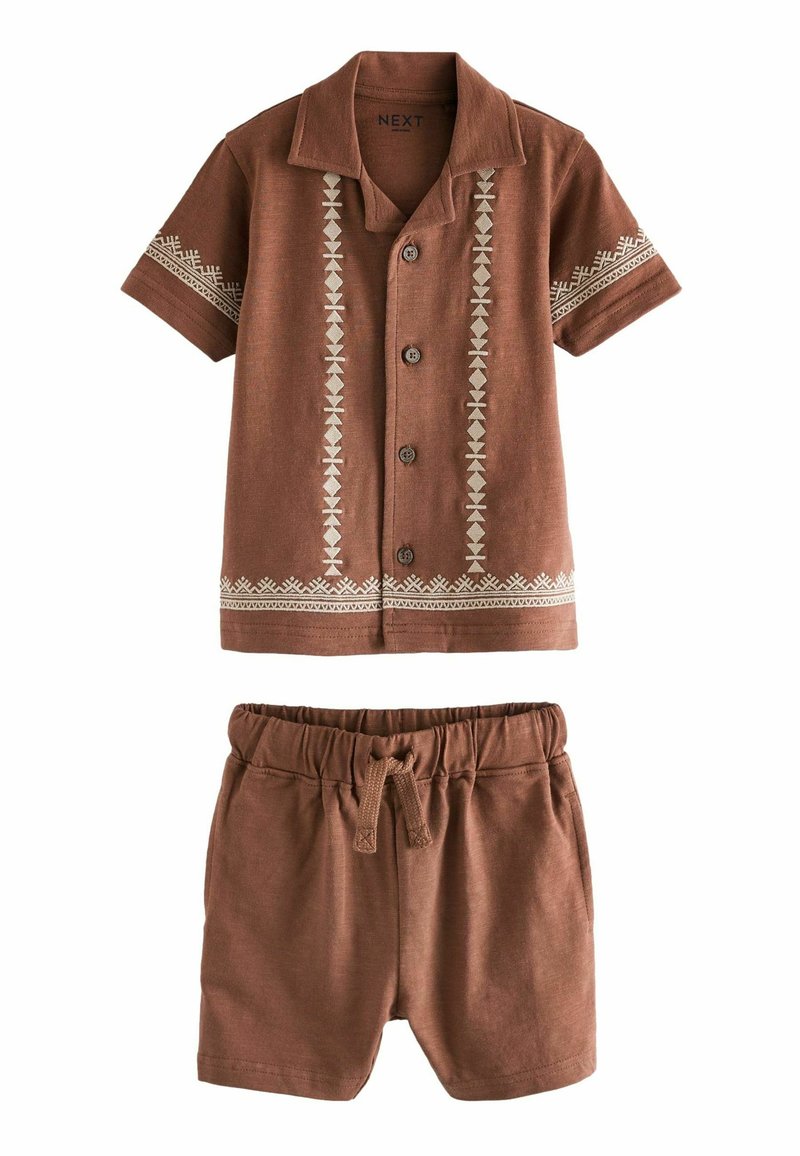 Next REGULAR FIT brązowy