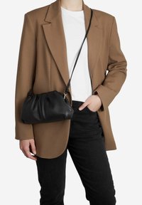 Markberg OKSANAMBG - Listová kabelka - black