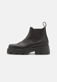 CPH155 - Platform ankle boots - black