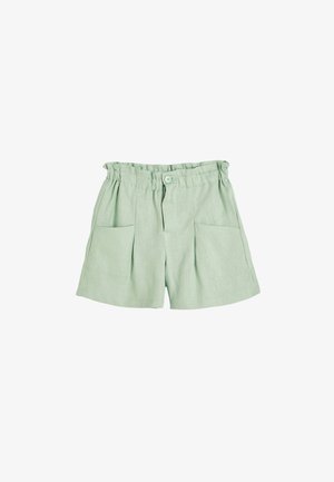 Shorts en lin vert avec un design plissé, taille élastique et deux poches avant. Texture douce et longueur au-dessus du genou.