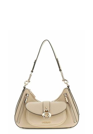 Borsa Guess in pelle beige con tasca frontale a patta, finiture in oro, tasche laterali con doppia cerniera e tracolla singola.