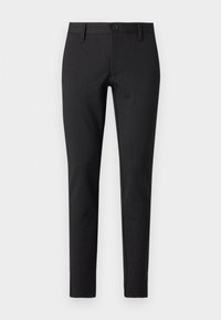 Pantalon noir à fines rayures avec une coupe slim, doté d'une fermeture par bouton, de passants pour ceinture et d'une texture de tissu lisse. Convient aux environnements formels.
