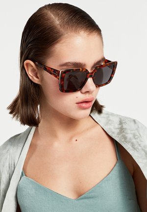 Hawkers, CHAZARA - Gafas de sol - brown