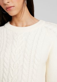 Vero Moda Tall Neule - beige