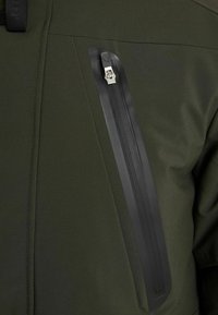 CHASIN' EXPLORER HYBRID - Zimní kabát - green