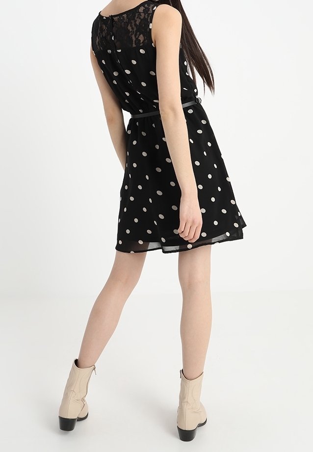 Robe Only En Dentelle Noire - Taille 36, Polyester Doublé, Longueur 86cm, Neuve Sans Étiquettes