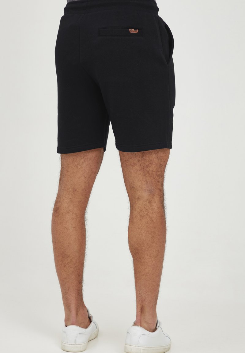Herren Chino Shorts | INDICODE JEANS IDKULTOP Shorts black/schwarz - ZH75988 Herren Chino Shorts | INDICODE JEANS IDKULTOP Shorts black/schwarz - ZH75988