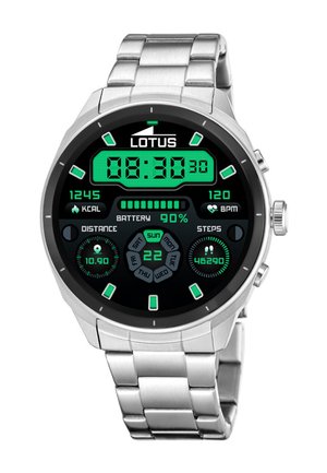 Srebrny smartwatch pokazujący godzinę 08:30, 90% baterii, 1245 kcal, tętno 120 bpm, dystans 10,90 km, 46 290 kroków oraz niedziela 22.