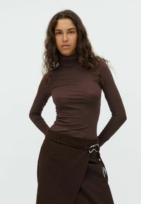 INA - Top dugih rukava - java