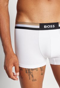 BOSS MOTION 3 PACK - Ozke boksarice - white