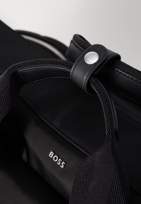 BOSS HIGHWAY SUIT BAG SET - Vrecko na pranie - black