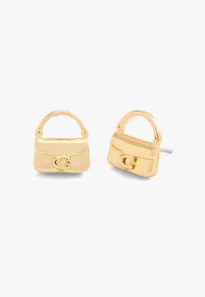 Boucles d'oreilles à clou en ton or, en forme de petits sacs à main, dotées d'une anse arrondie et d'un détail de fermoir avec un logo 'C'. Fini poli et lisse.