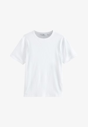 Bijela rebrasta pamučna majica kratkih rukava s okruglim izrezom, položena ravno, prikazuje prednju stranu i oznaku marke unutar ovratnika.