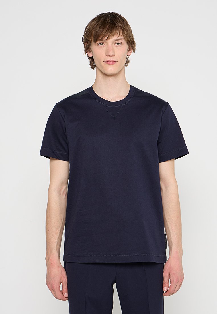 Bogner T-shirt basic donkerblauw Bogner T-shirt basic donkerblauw