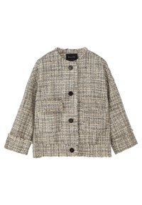 Veste en tweed beige et gris texturée avec boutons noirs, deux poches avant, manches longues et col rond sans col.