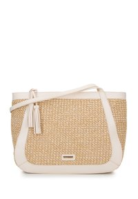 Borsa a tracolla in paglia intrecciata con rifiniture in pelle color crema, dotata di un pon-pon staccabile e di una forma rettangolare. Palette di colori neutri con superficie texture.