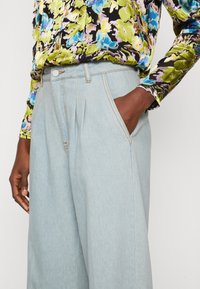 Gestuz Vaqueros boyfriend - light blue